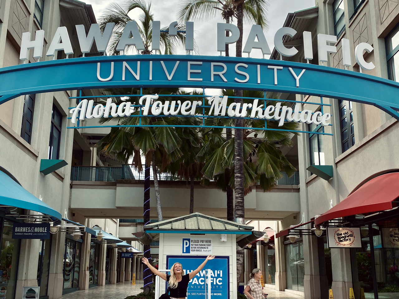 Indgangen til Hawaii Pacific University (HPU)